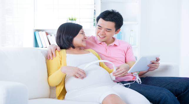8 สิ่งที่เกิดขึ้นกับทารกในครรภ์ 7 เดือนของการตั้งครรภ์