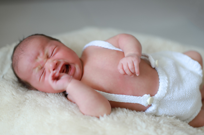 Cara membuat ORS untuk bayi apabila mereka mengalami cirit-birit