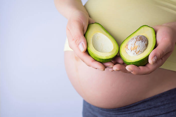Consumati ogni giorno, questi sono i 7 benefici dell'avocado per le donne in gravidanza