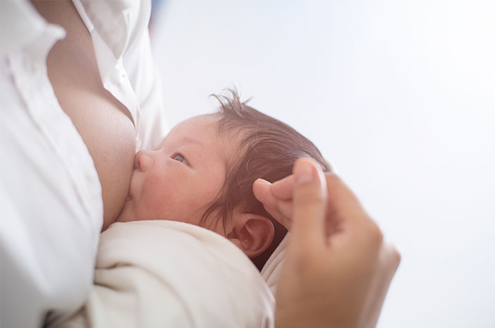 Това са 6 ползи от изключителното кърмене за майки и бебета