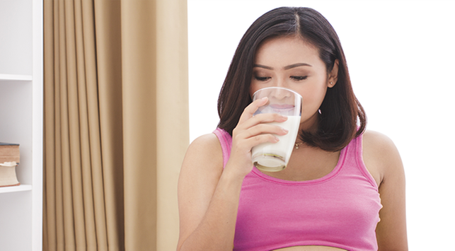ดื่มนมขณะตั้งครรภ์ จำเป็นหรือไม่?
